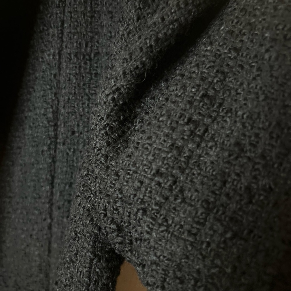 ✌️4 for $20✌️ H&M classic boucle dress - Picture 13 of 14